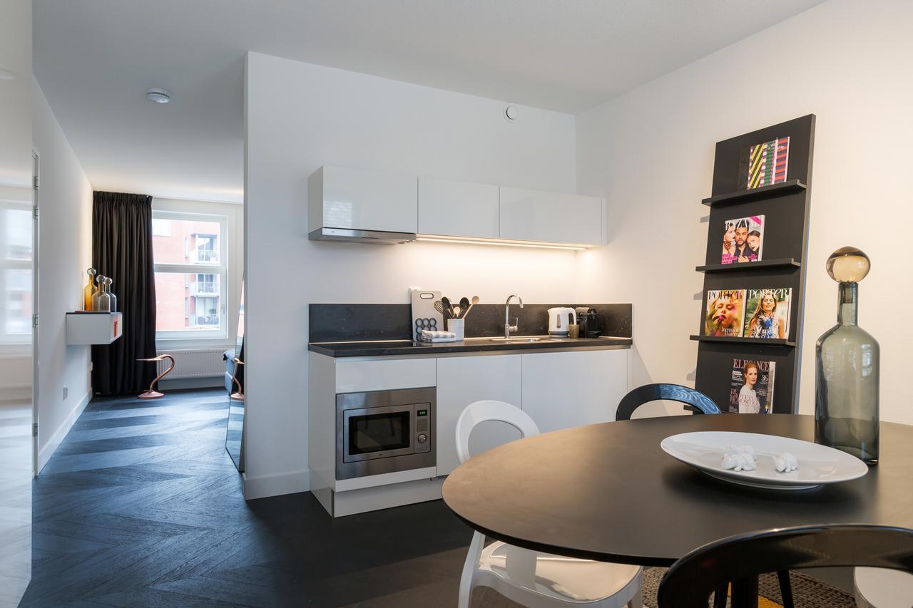 Book & Apartment *