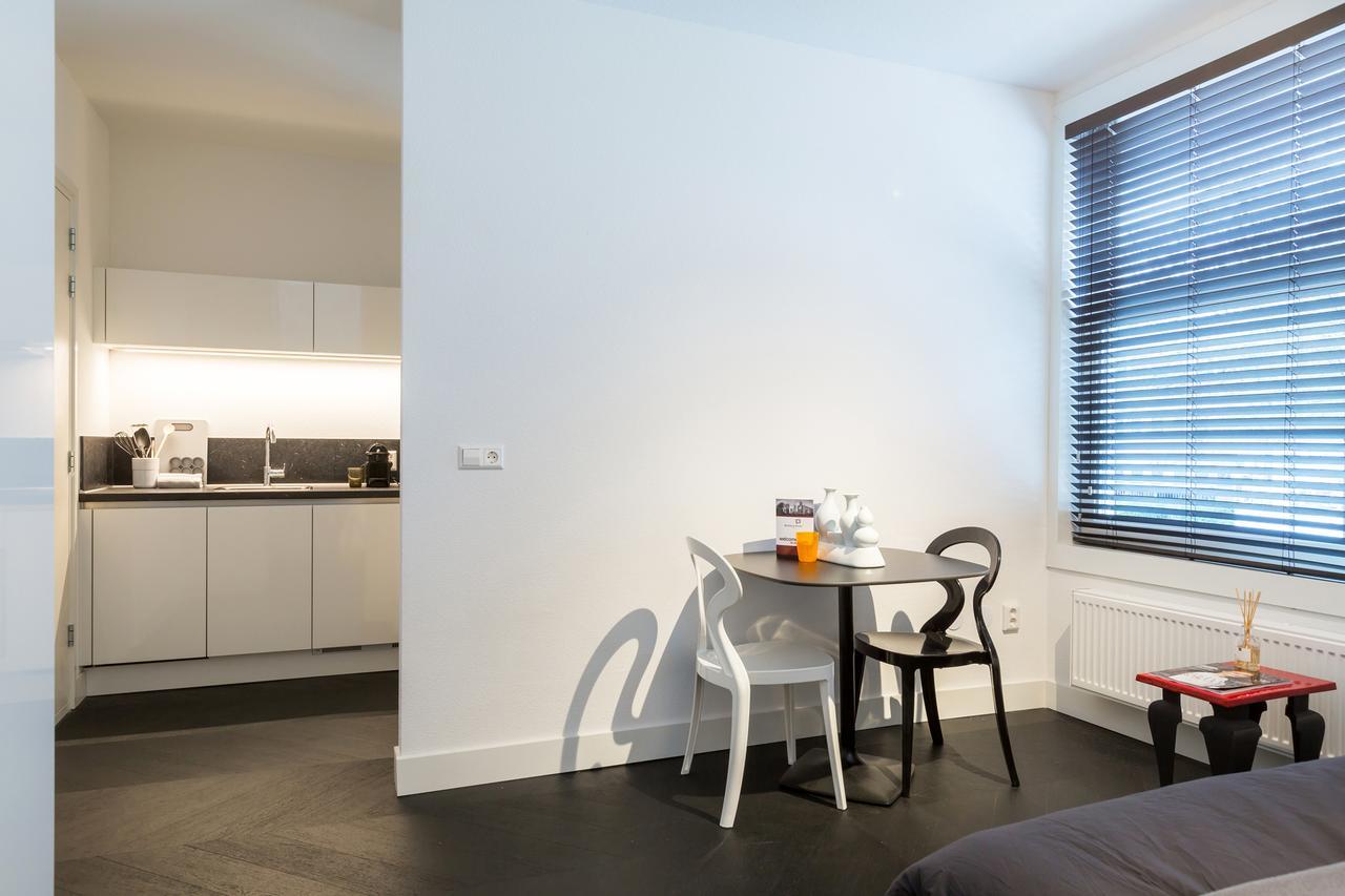 Apartment Book &