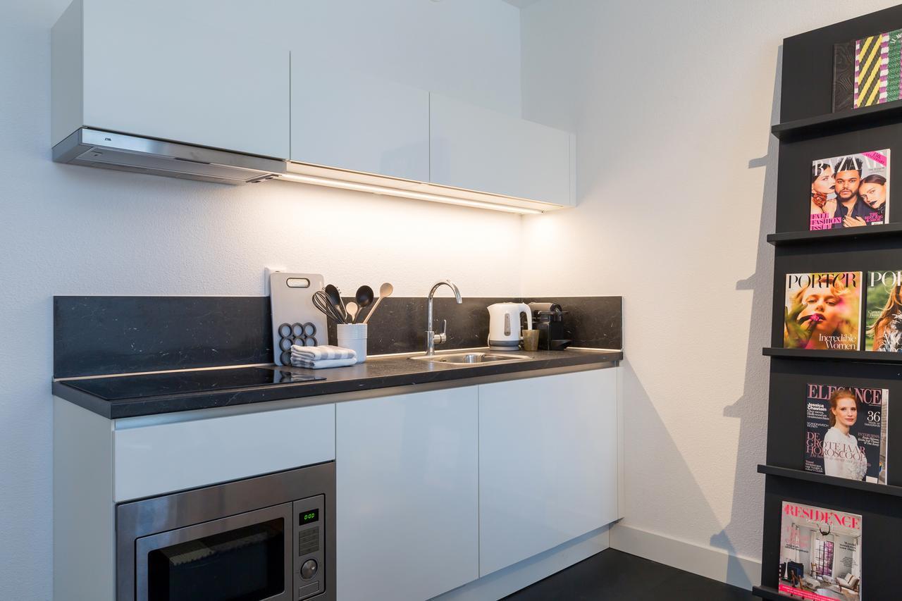 Book & Apartment *