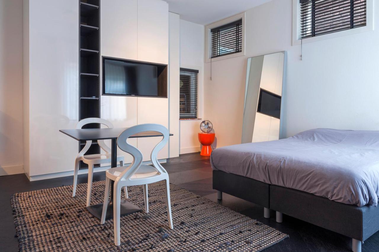 Book & Apartment