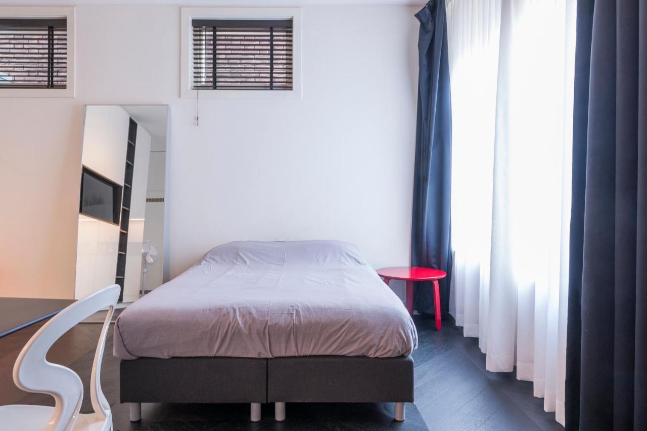 Book & Apartment