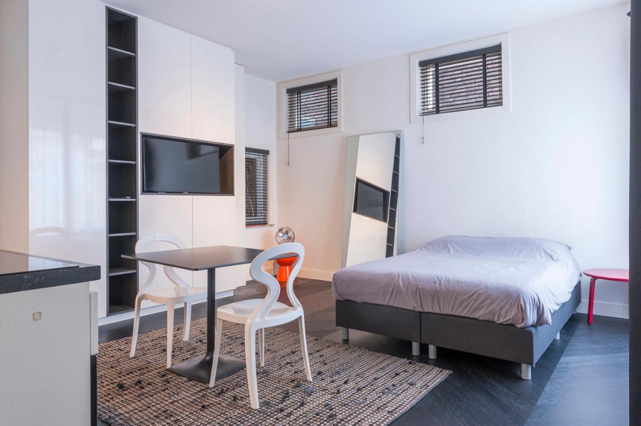 Apartment Book & Eindhoven